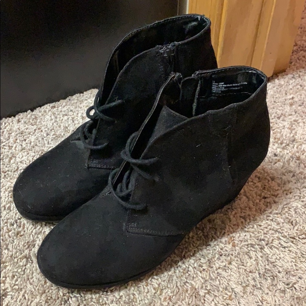 Black Booties.